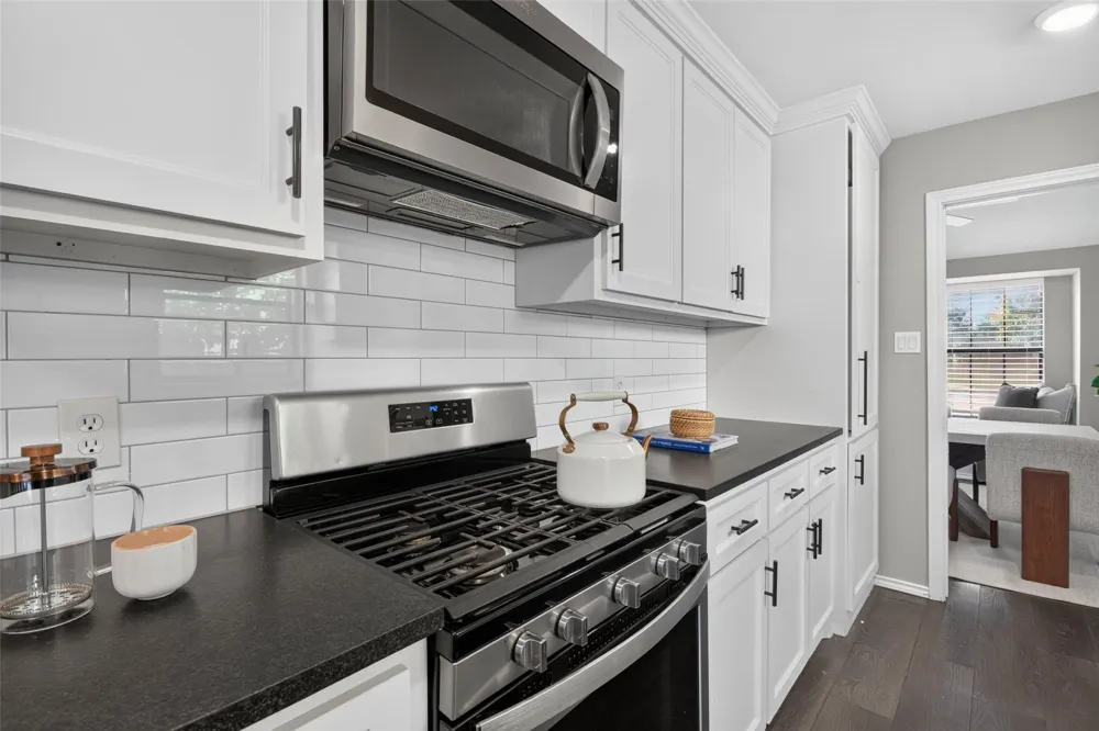 9107 Sweetwater Drive Dallas, TX 75228