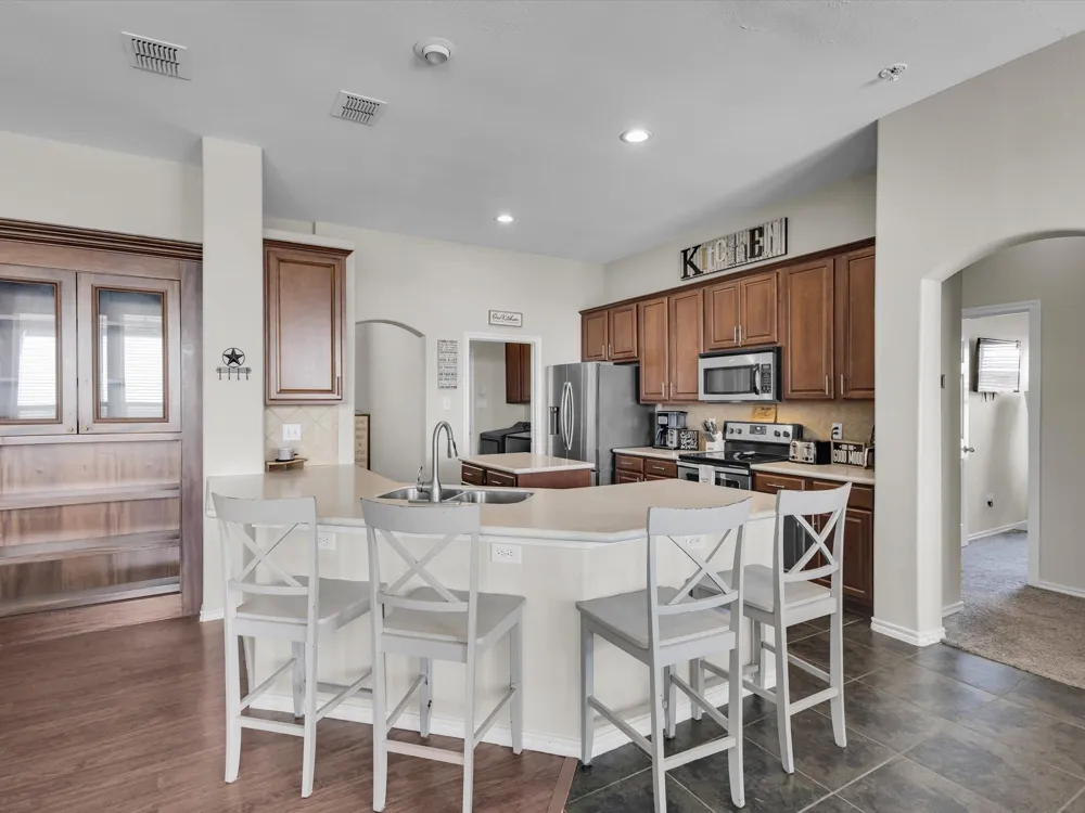205 King George Road Ponder, TX 76259