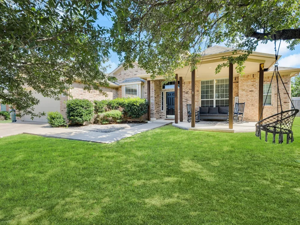 205 King George Road Ponder, TX 76259