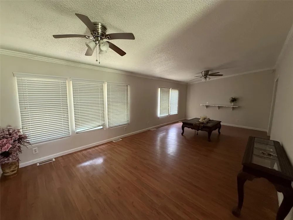 16550 Oakwood Drive Splendora, TX 77372