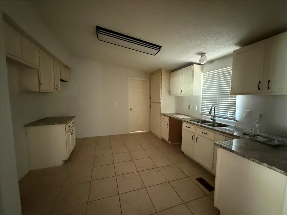 16550 Oakwood Drive Splendora, TX 77372