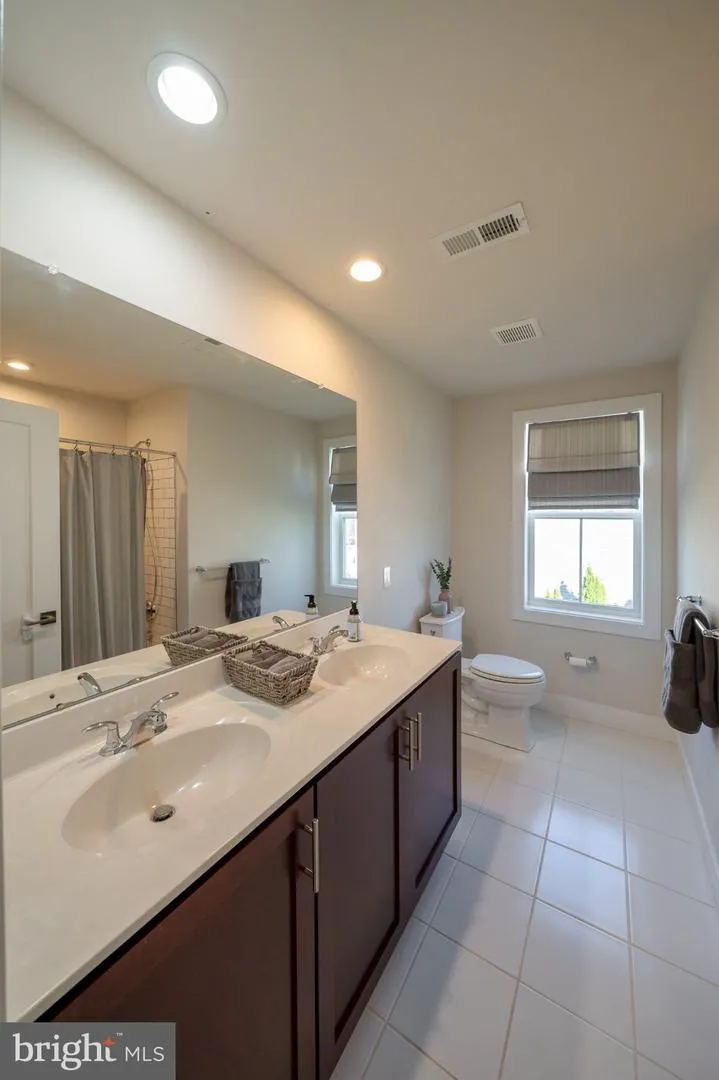 46 SASSAFRAS LANE Chester Springs, PA 19425