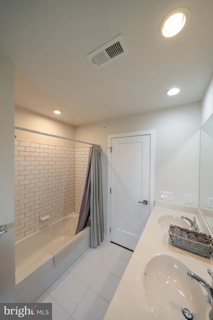 46 SASSAFRAS LANE Chester Springs, PA 19425