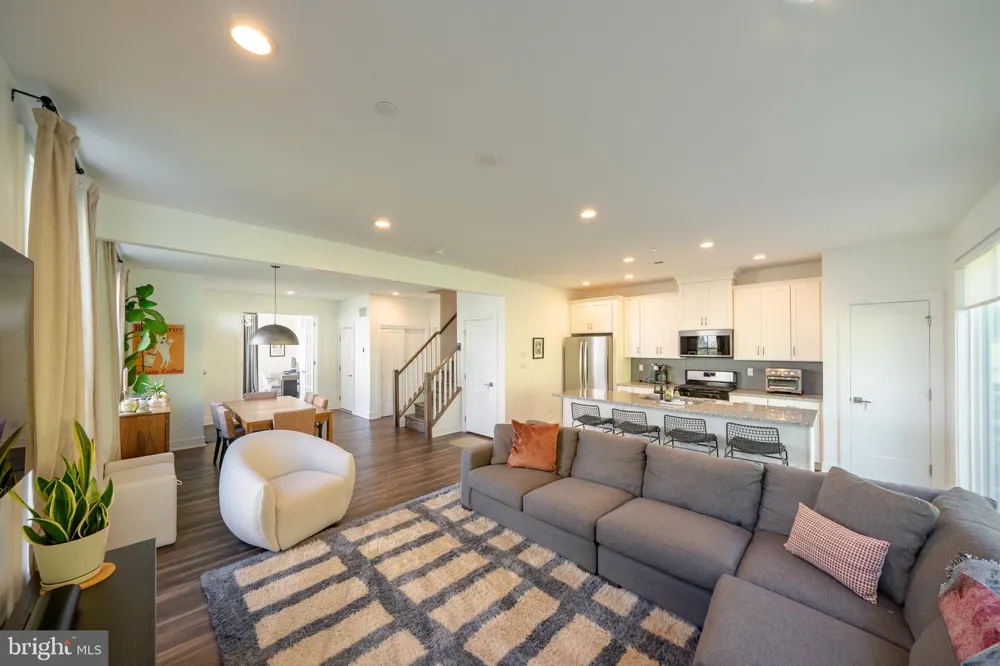 46 SASSAFRAS LANE Chester Springs, PA 19425