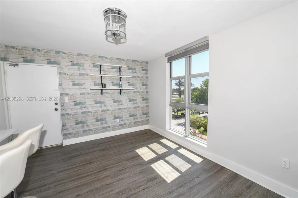 8305 Crespi Blvd #4D Miami Beach, FL 33141