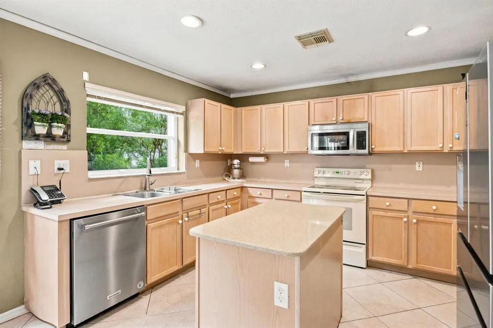 4151 NW 62nd Drive Coconut Creek, FL 33073