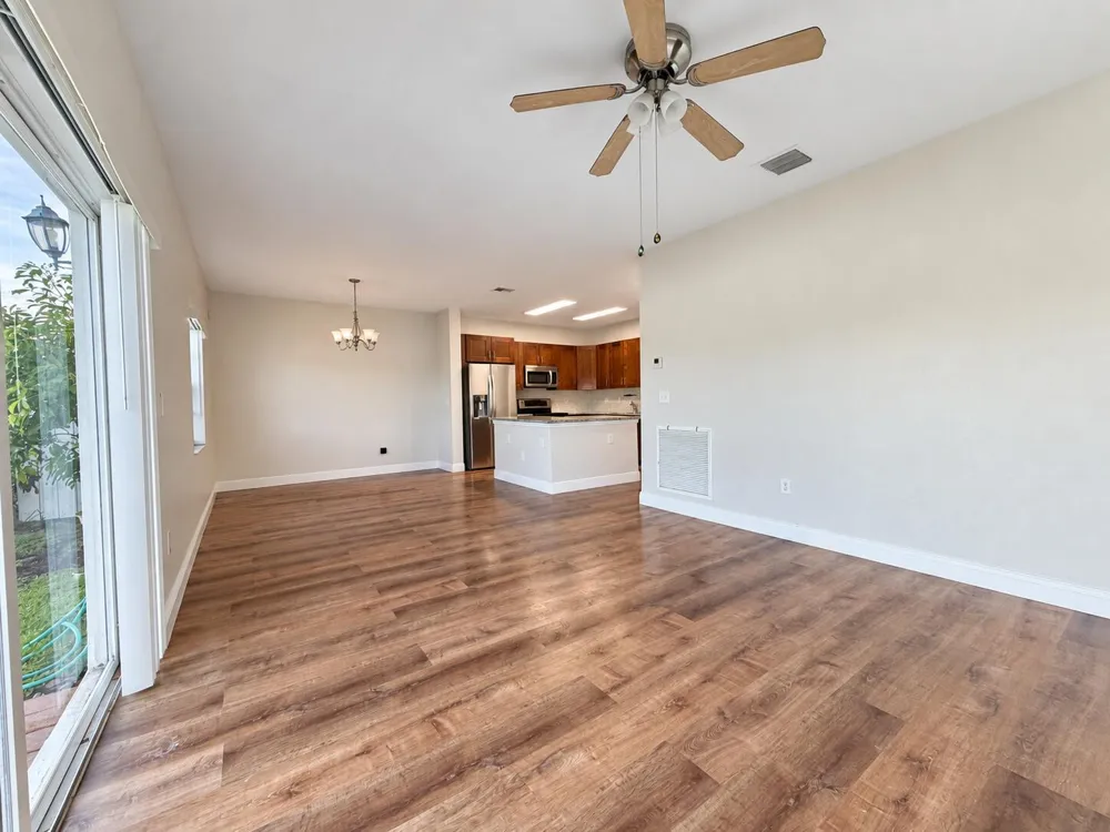 4114 EMERALD Vista Lake Worth, FL 33461