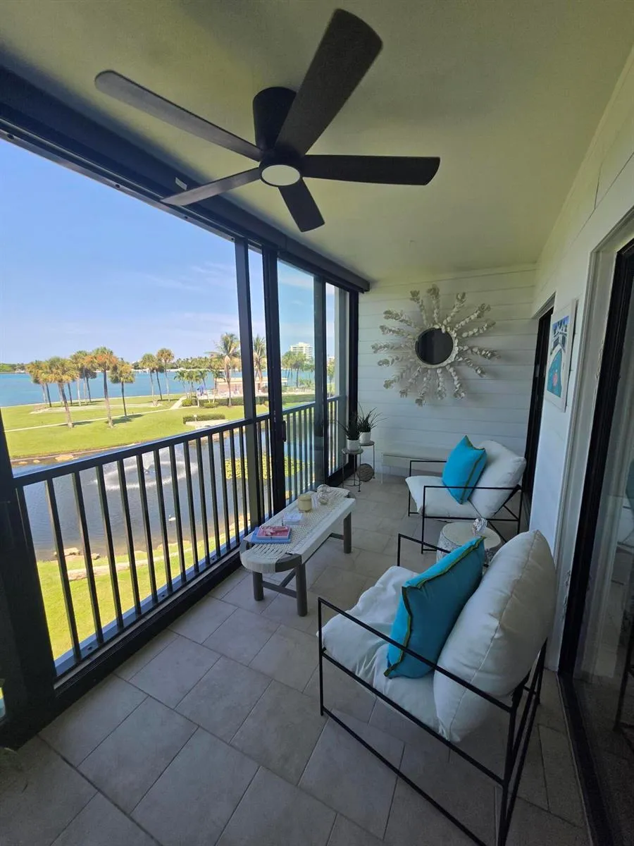 200 INTRACOASTAL #301 Jupiter, FL 33469