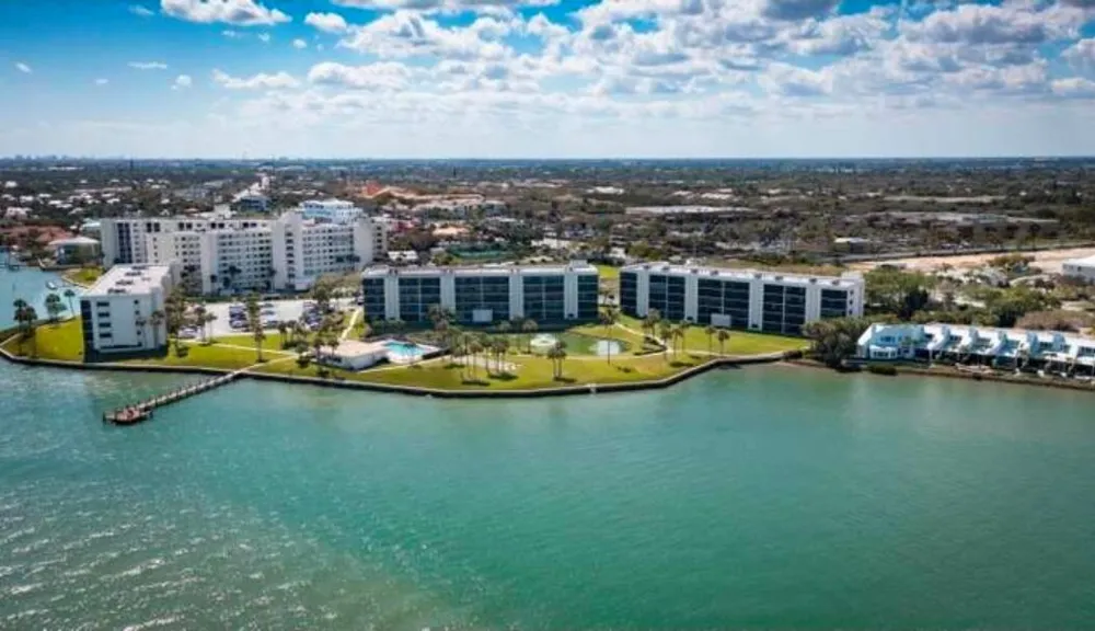 200 INTRACOASTAL #301 Jupiter, FL 33469