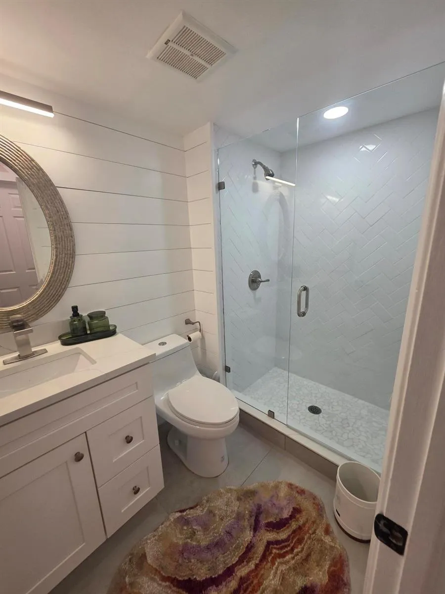 200 INTRACOASTAL #301 Jupiter, FL 33469