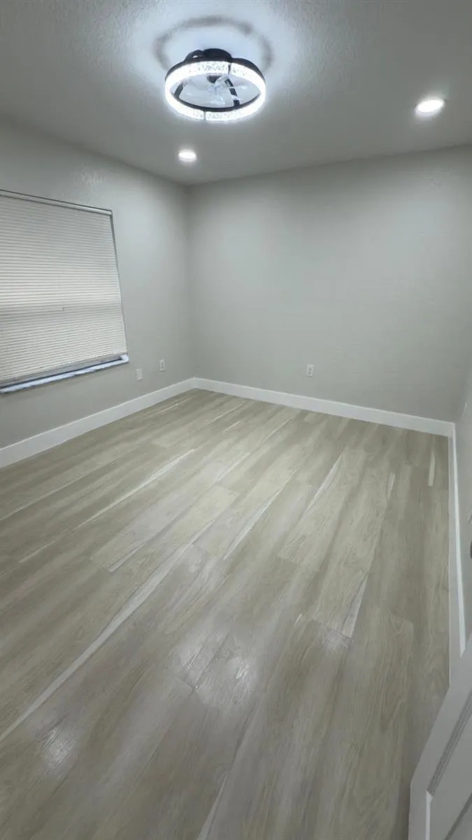 618 SW 14th Terrace #1 Fort Lauderdale, FL 33312