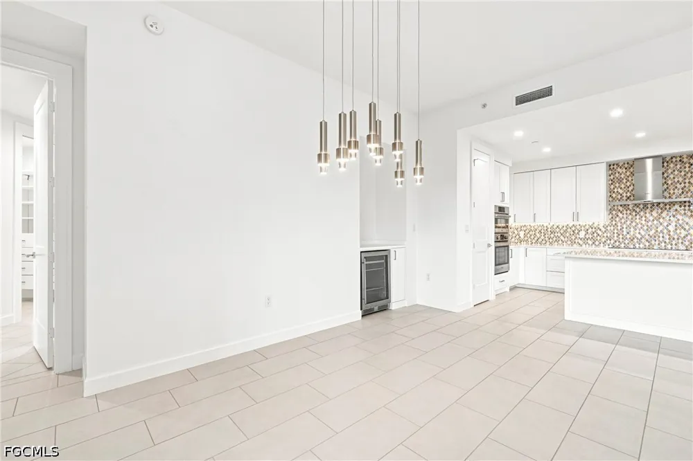 Central Avenue #448 Naples, FL 34102