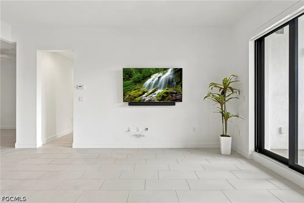 Central Avenue #448 Naples, FL 34102
