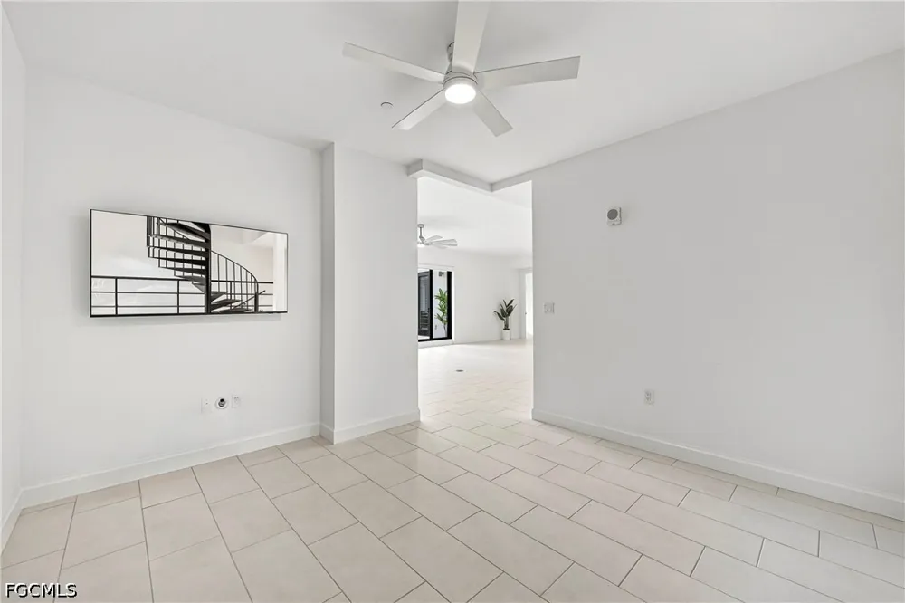 Central Avenue #448 Naples, FL 34102