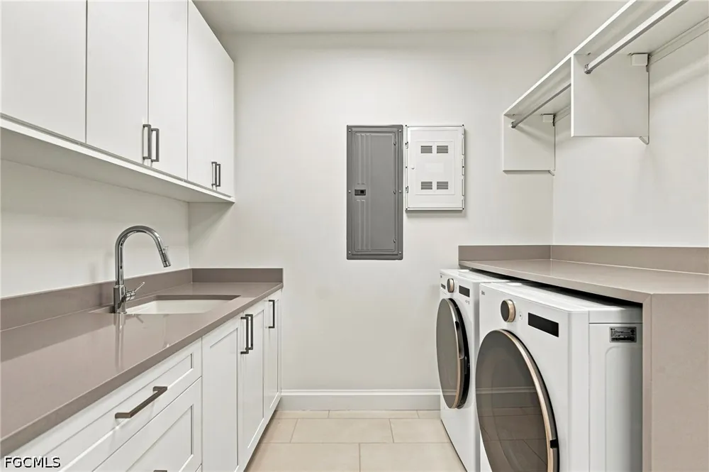 Central Avenue #448 Naples, FL 34102