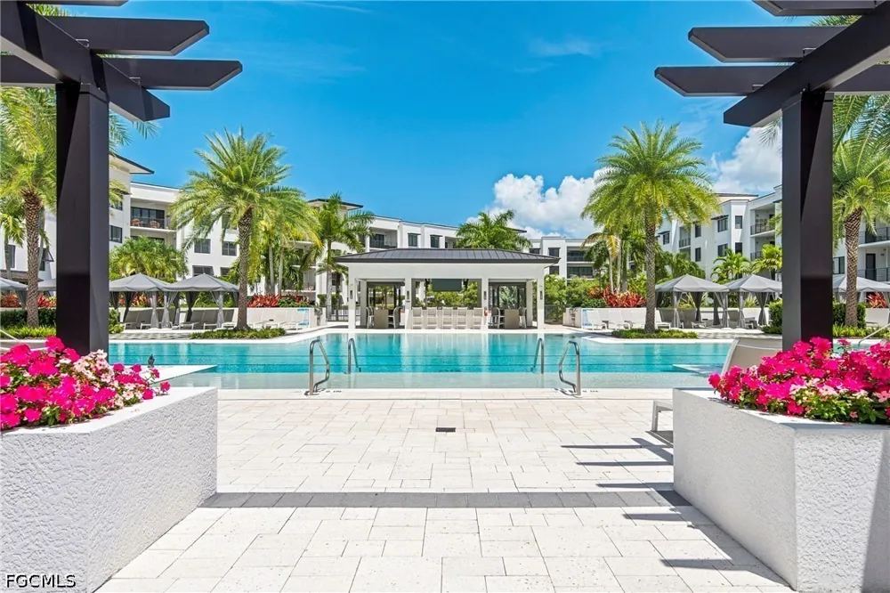 Central Avenue #448 Naples, FL 34102