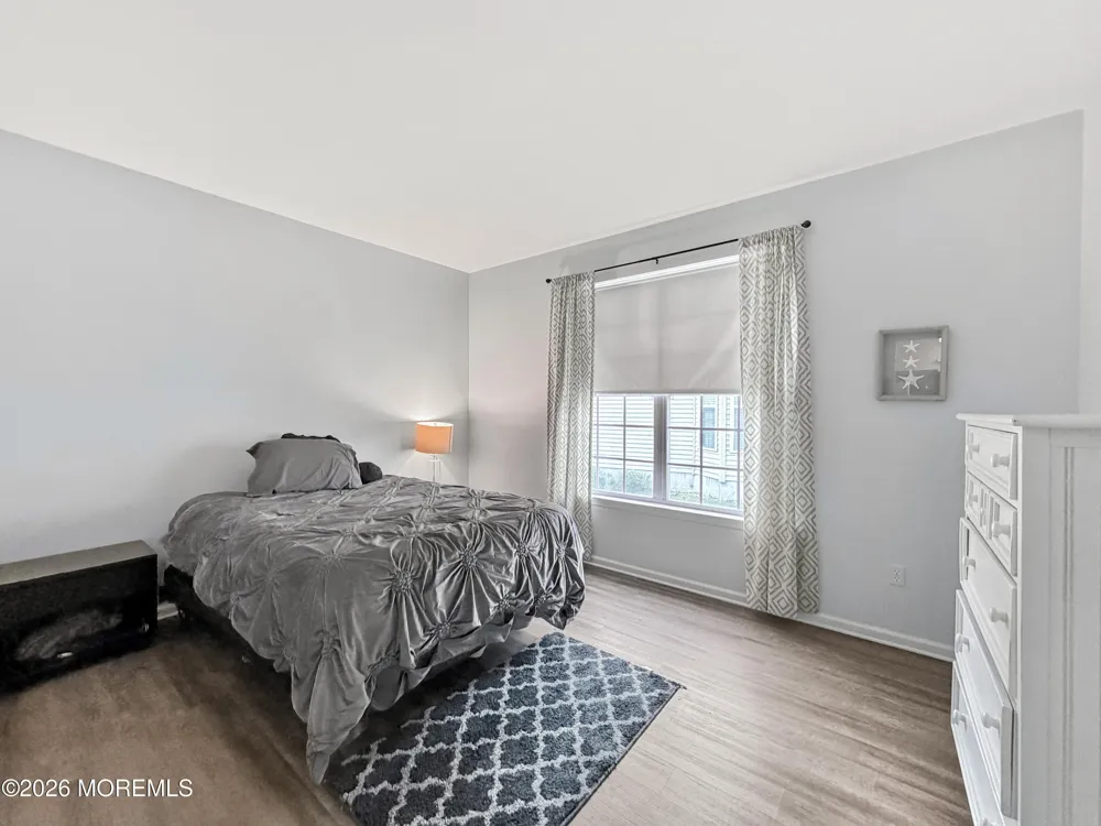 2 Warwick Court Barnegat, NJ 08005
