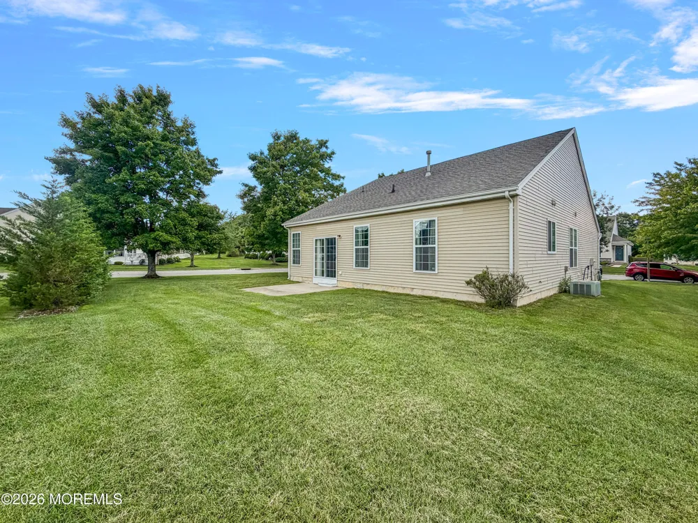 2 Warwick Court Barnegat, NJ 08005