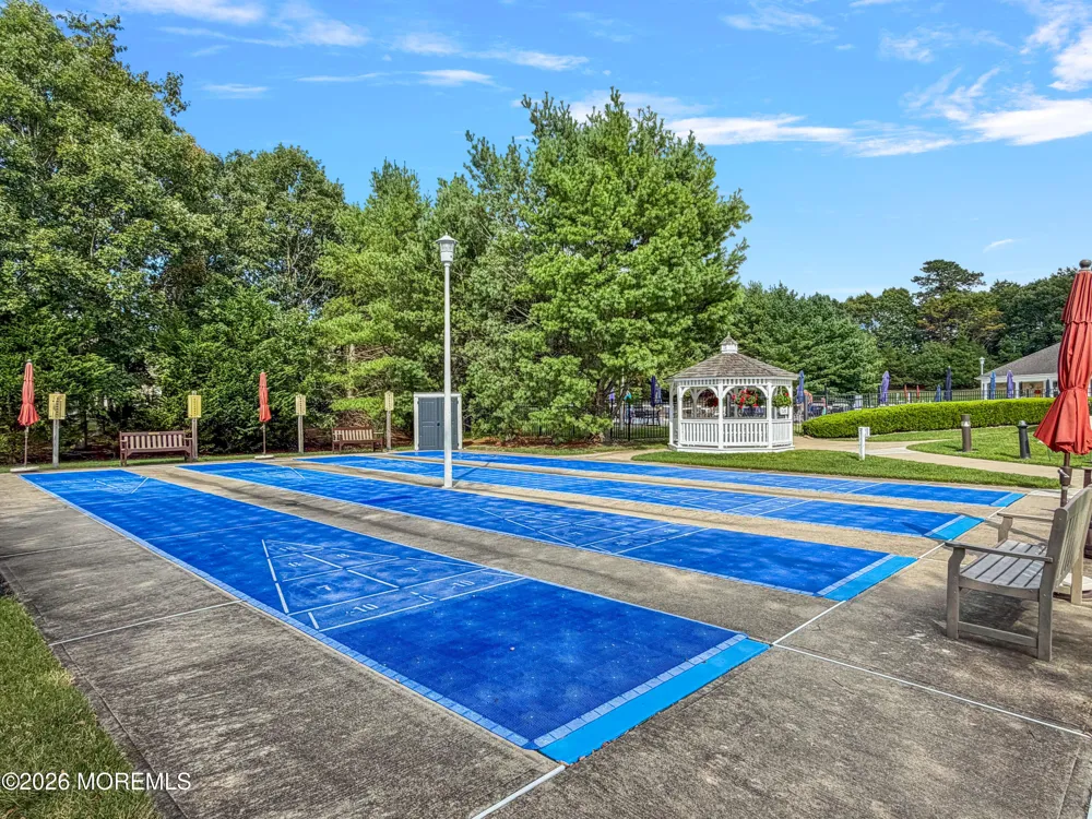 2 Warwick Court Barnegat, NJ 08005