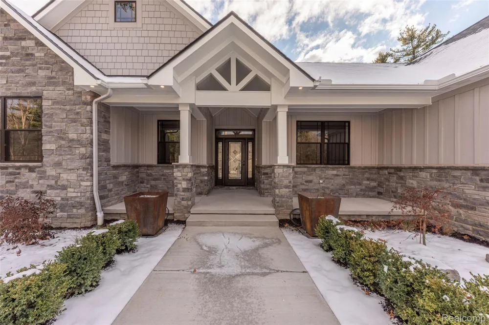 5535 W Huron River Drive Scio Township, MI 48130
