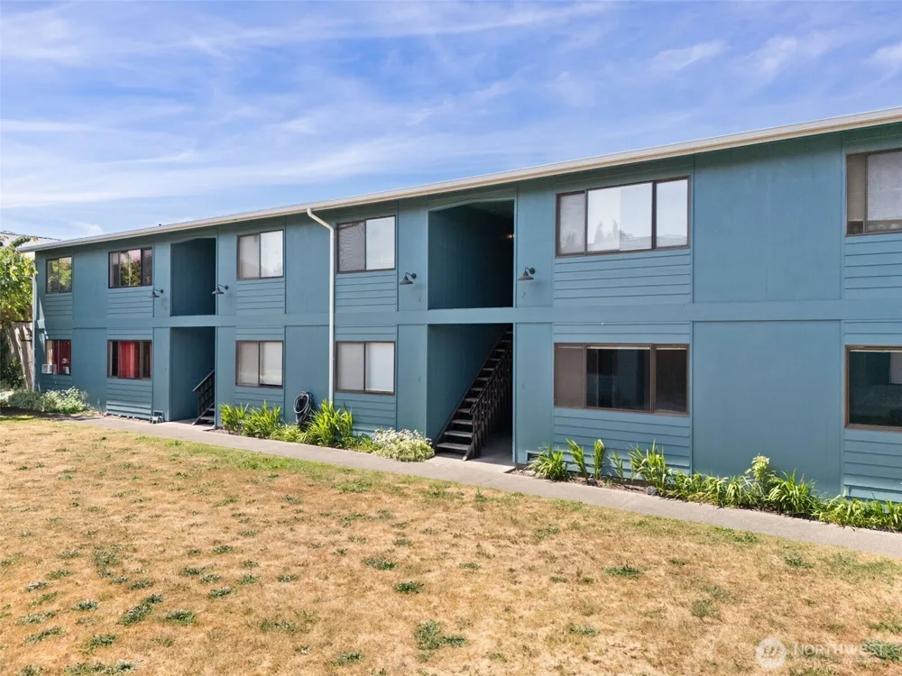 2938 E Walnut Street #11 Port Angeles, WA 98362