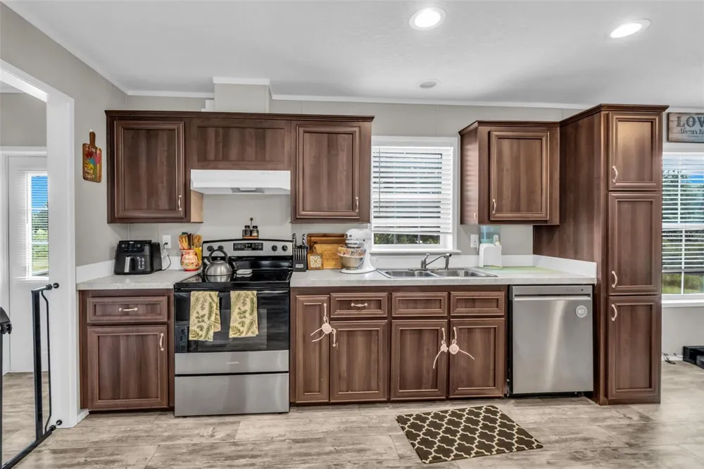 19683 NW 302ND STREET Okeechobee, FL 34972