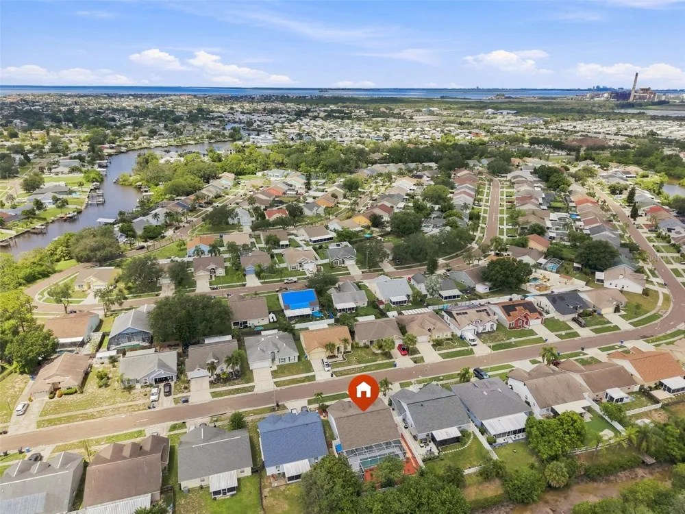 216 LOOKOUT DRIVE Apollo Beach, FL 33572