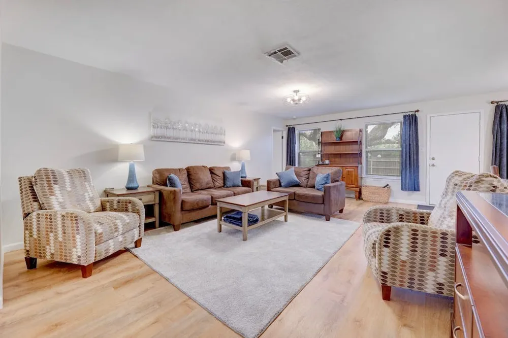 1205 Forest Oaks Path Cedar Park, TX 78613