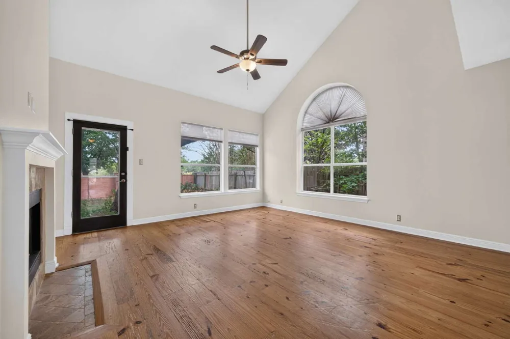 8109 Ganttcrest Drive Austin, TX 78749