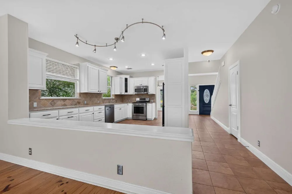 8109 Ganttcrest Drive Austin, TX 78749
