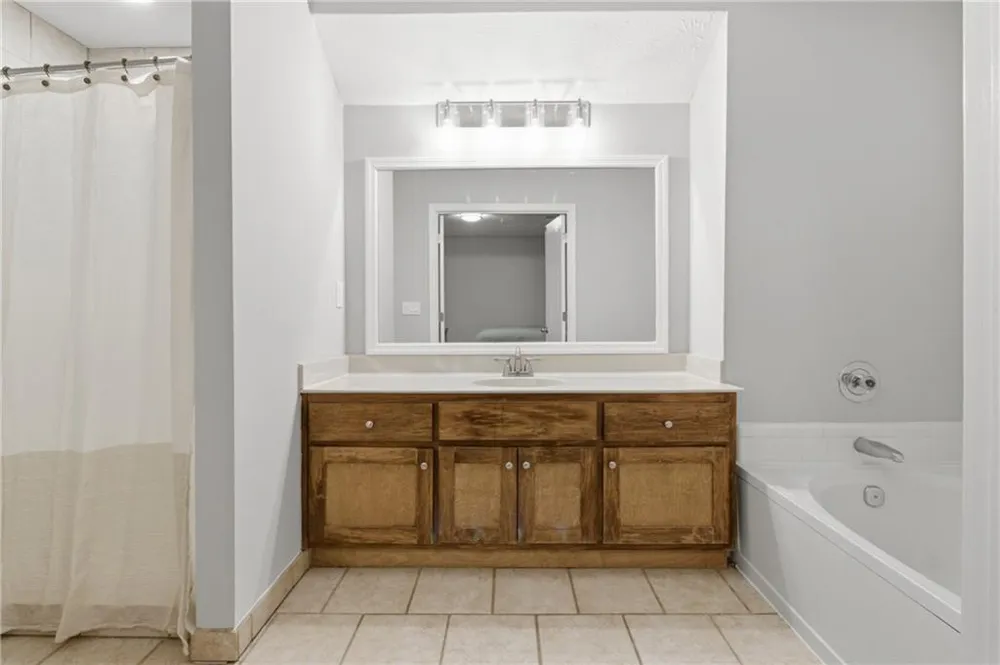 4281 Meadow Drive Duluth, GA 30096