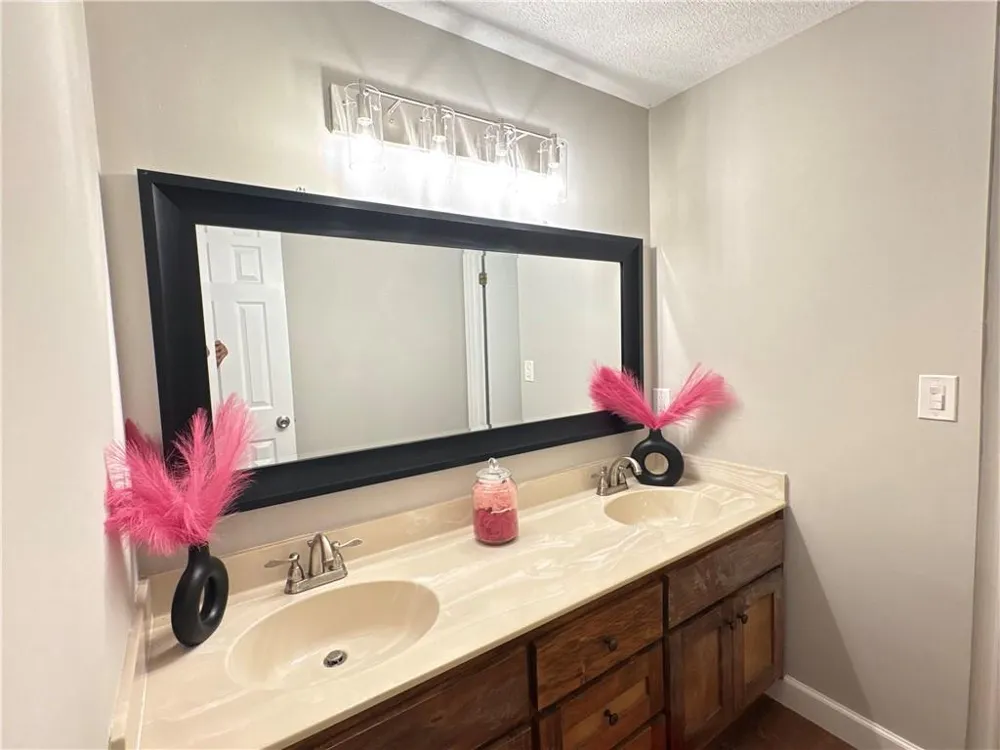 4281 Meadow Drive Duluth, GA 30096