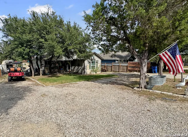1463 RAMBLE HLS Canyon Lake, TX 78133