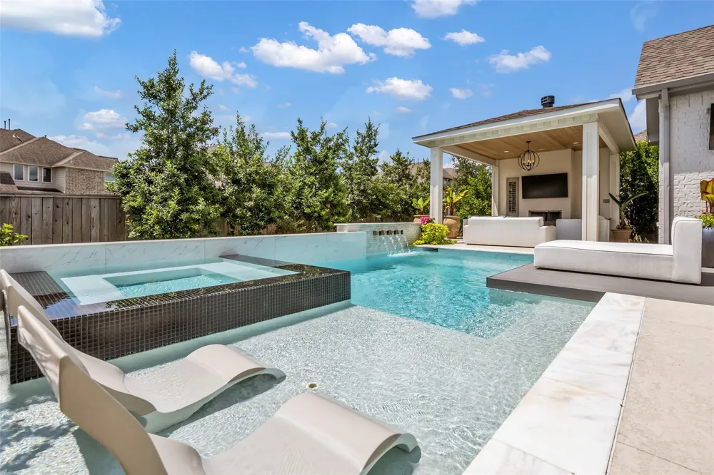 18 Botanical Vista Drive Tomball, TX 77375