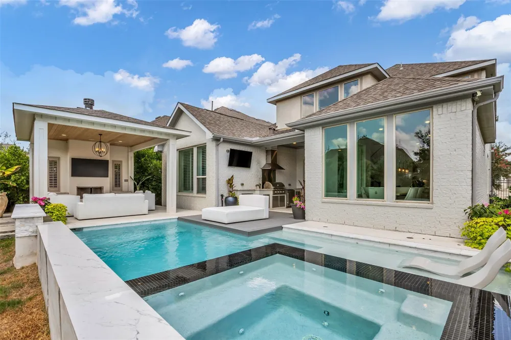 18 Botanical Vista Drive Tomball, TX 77375