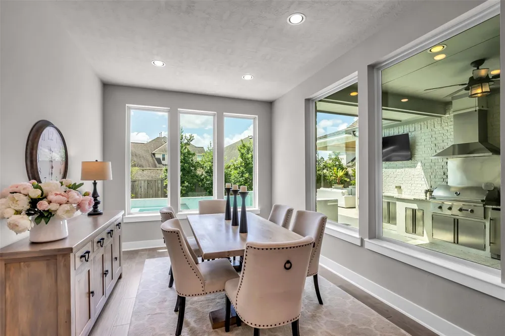 18 Botanical Vista Drive Tomball, TX 77375