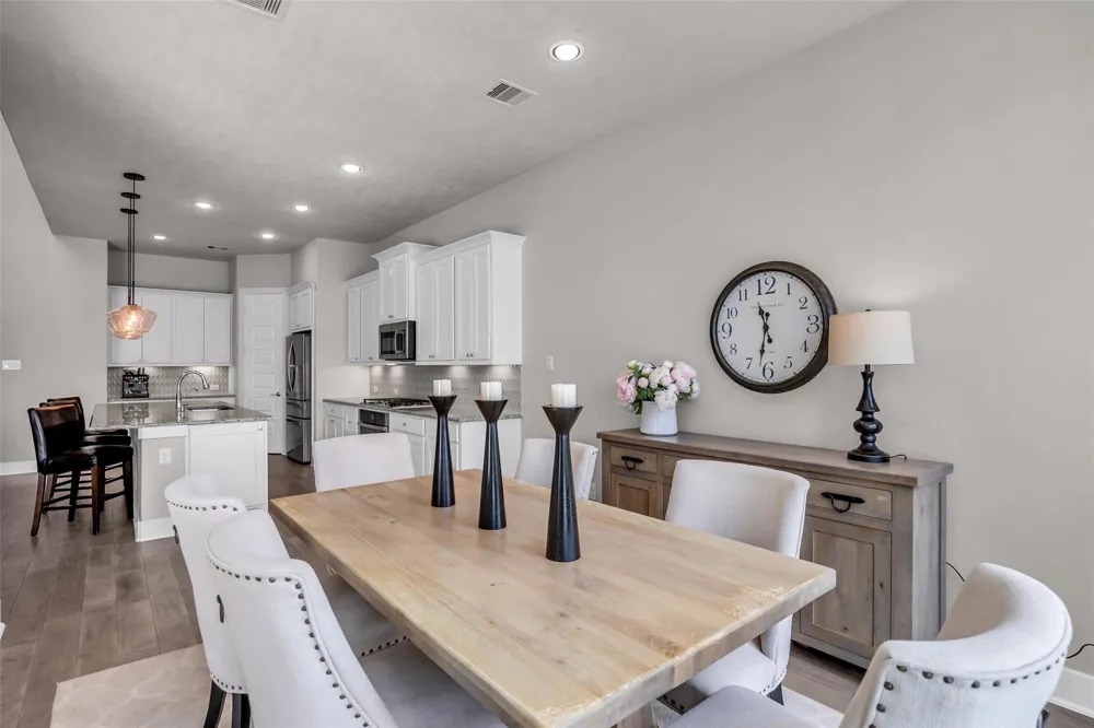 18 Botanical Vista Drive Tomball, TX 77375