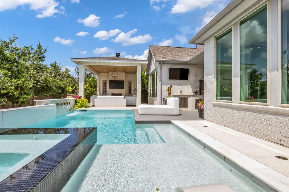 18 Botanical Vista Drive Tomball, TX 77375