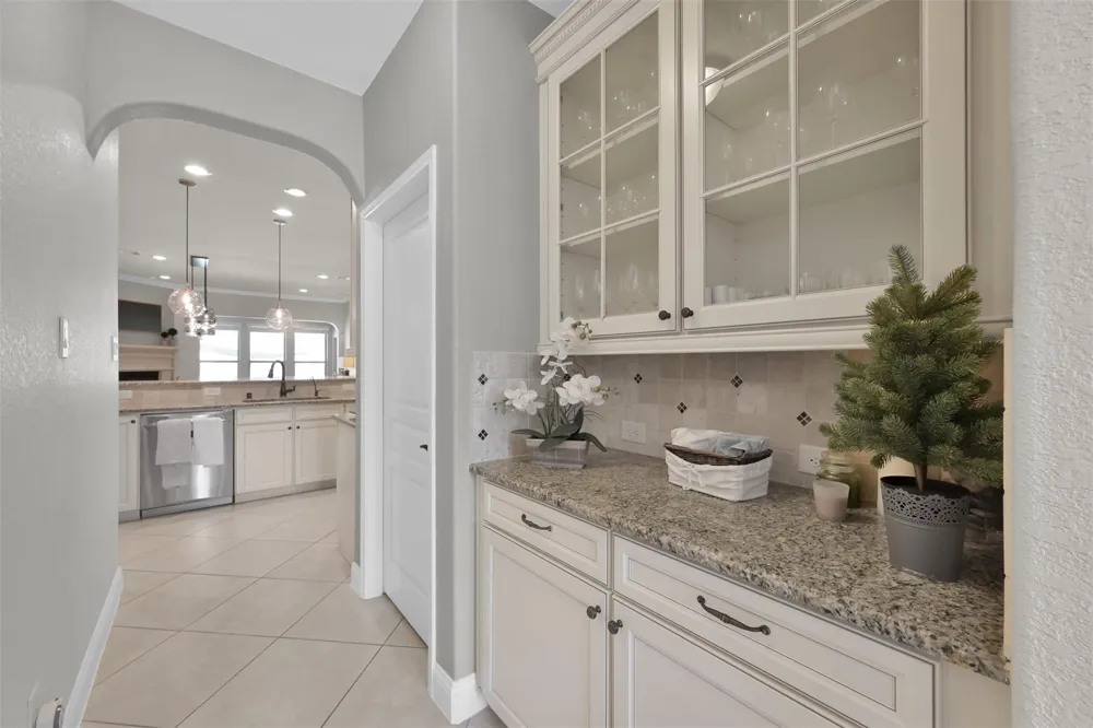 98 Lindenberry Circle The Woodlands, TX 77389