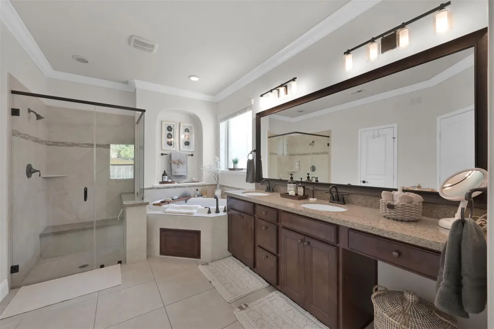 98 Lindenberry Circle The Woodlands, TX 77389