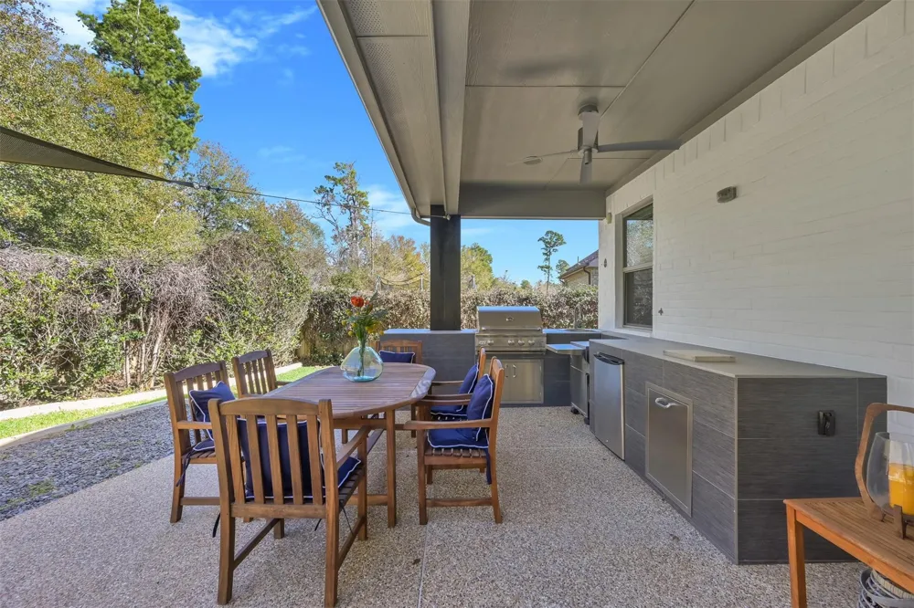 98 Lindenberry Circle The Woodlands, TX 77389