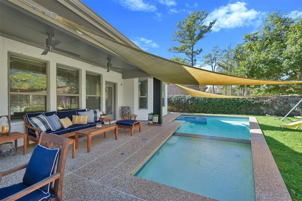 98 Lindenberry Circle The Woodlands, TX 77389