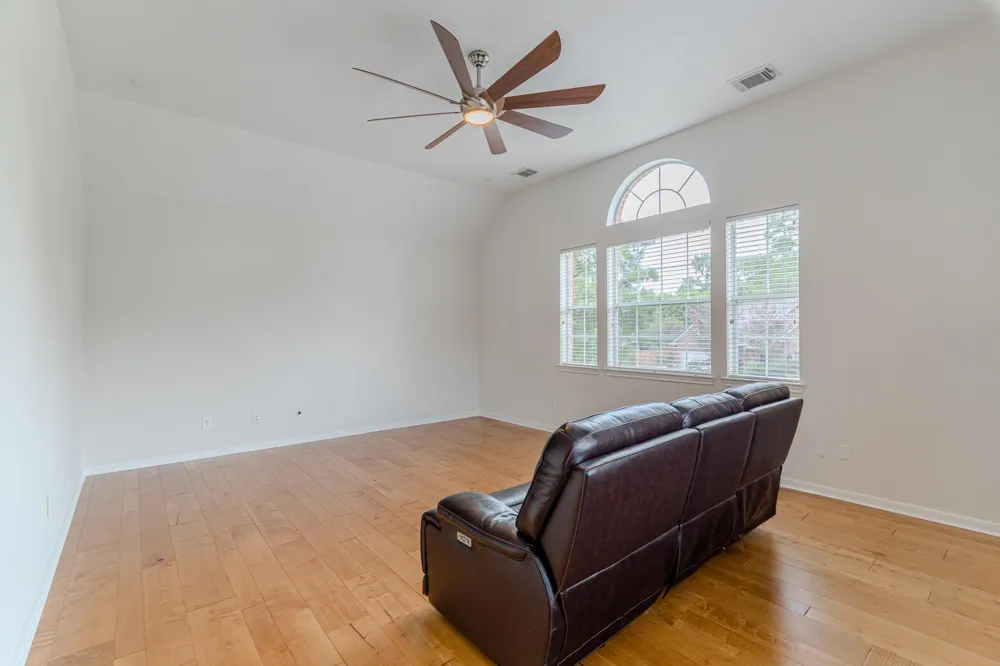 7 Stickley Court The Woodlands, TX 77382