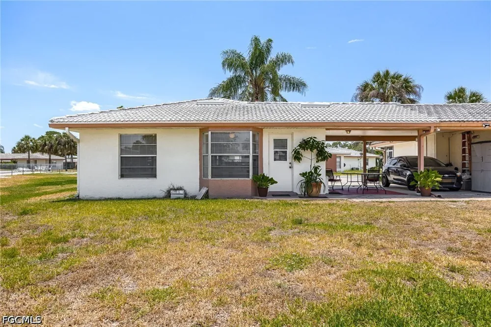 Oakmont Parkway Lehigh Acres, FL 33936