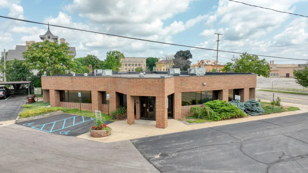110 1st Street Jackson, MI 49201