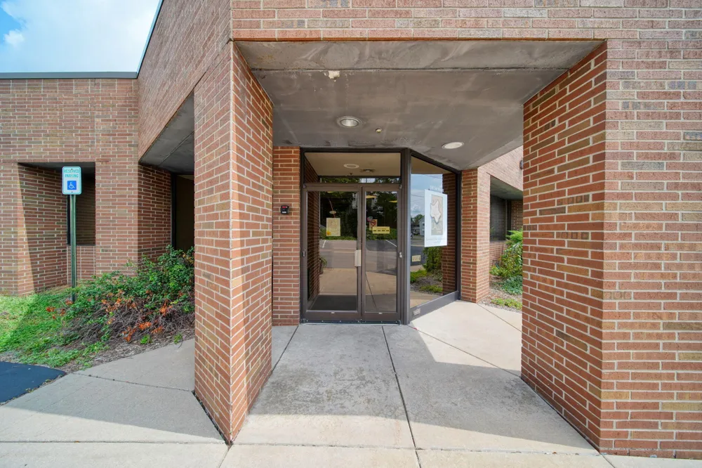 110 1st Street Jackson, MI 49201