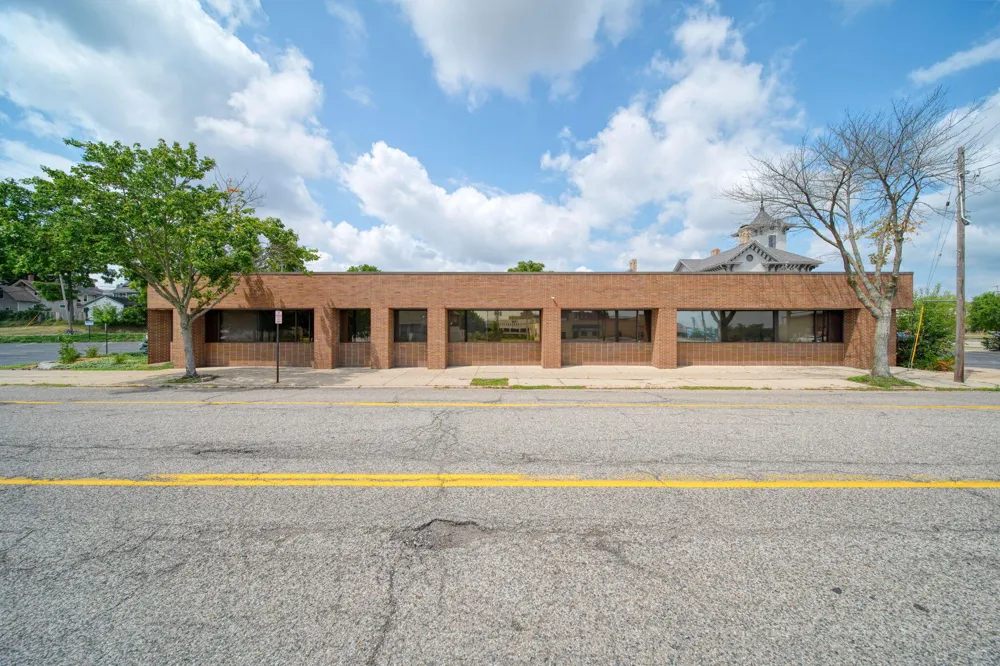 110 1st Street Jackson, MI 49201