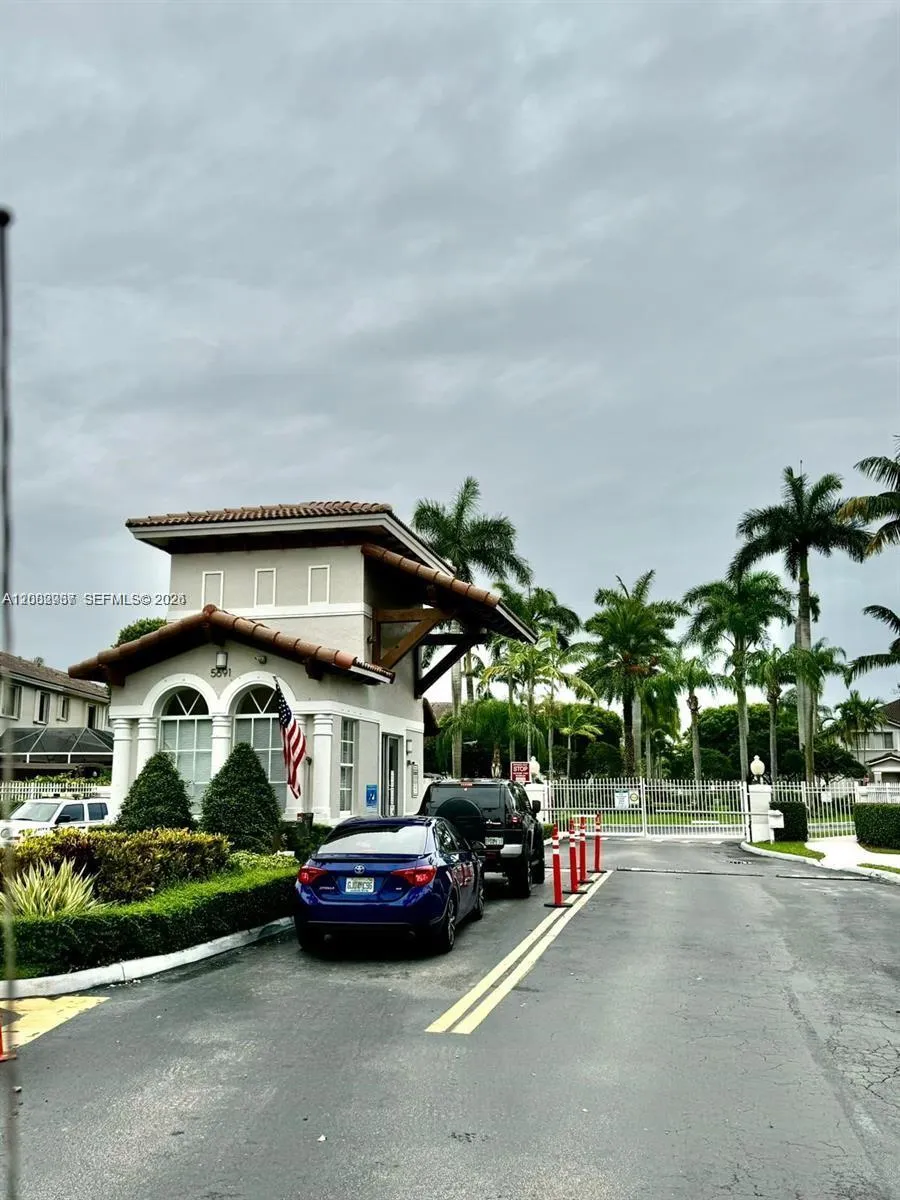 5759 NW 113th Ct #5759 Doral, FL 33178