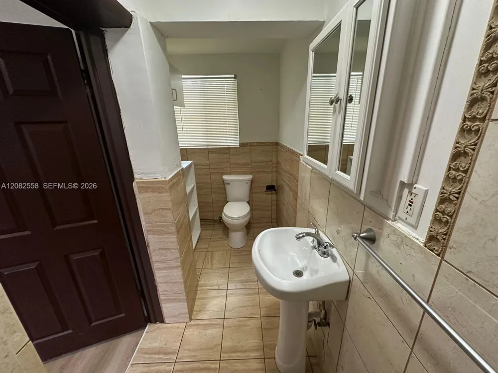 785 NW 96th St #2 Miami, FL 33150
