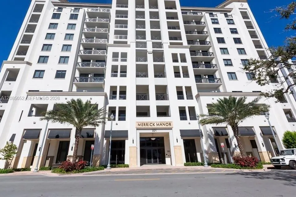 301 Altara Ave #813 Coral Gables, FL 33146